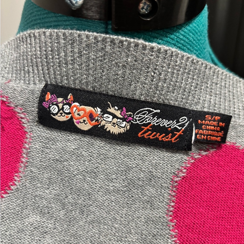 Forever21 Twist hearts and pearls cardigan - Picture 12 of 13